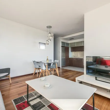 Sea Towers By Northside * غدينيا