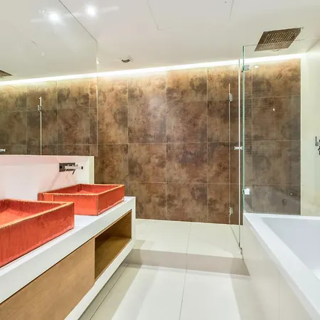 Sea Towers By Northside غدينيا