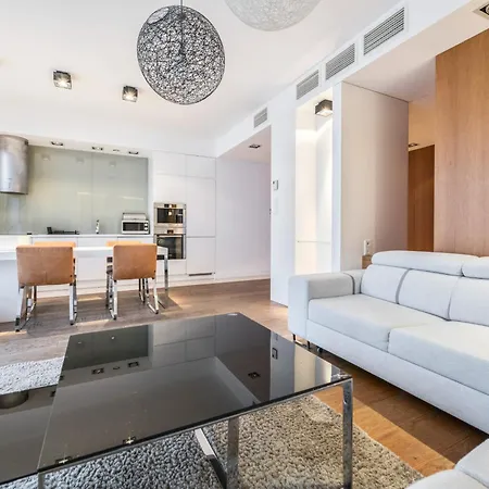 Apartment Sea Towers By Northside Gdynia